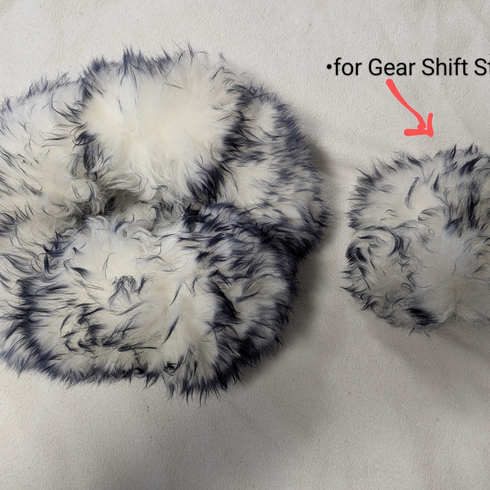Faux Fur Steering Wheel & Gear Shift Cover Set in Black and White